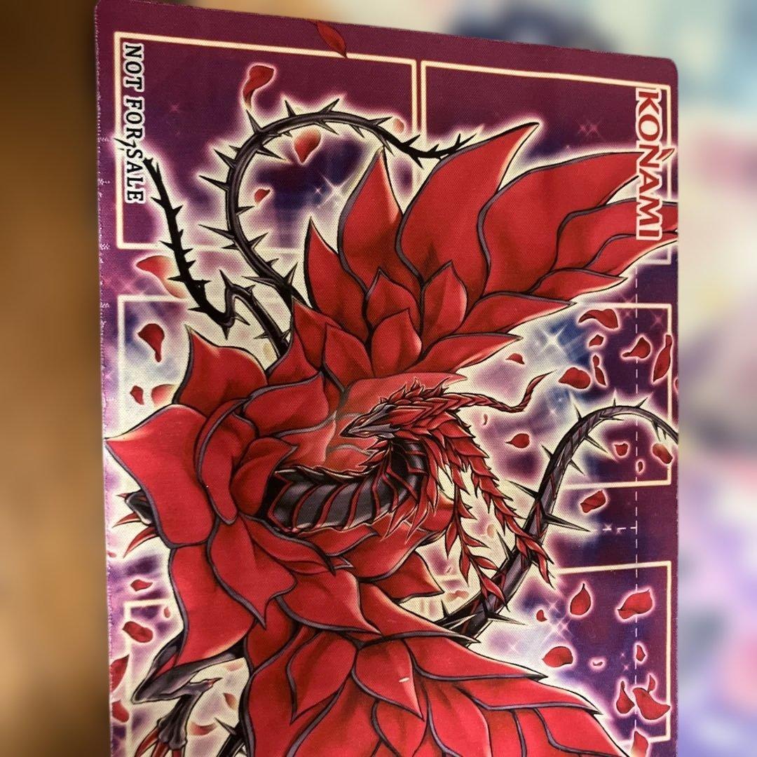 ブラックローズドラゴン　ハーフプレイマット