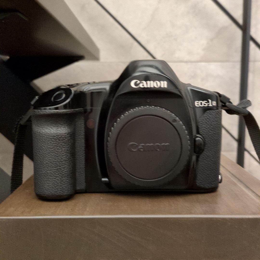 フィルムカメラ eos1n