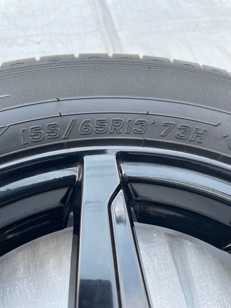 美品深溝23年 ダンロップ155/65R13 ［タイヤホイールセット］黒ホイール