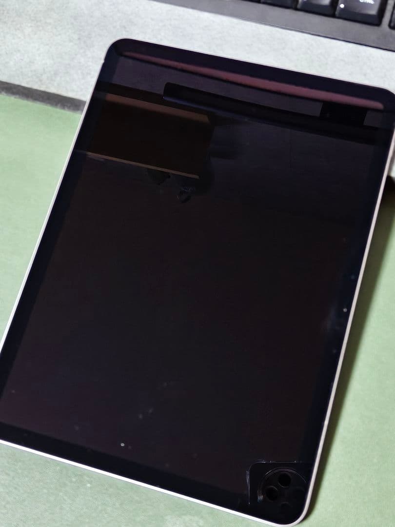 【中古美品】 iPad Air M2 128GB Wi-Fi スペースグレー