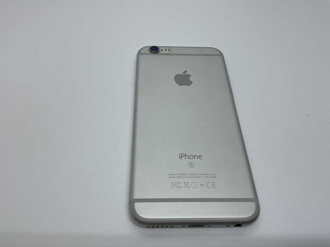 iPhone 6s（シルバー／64GB）