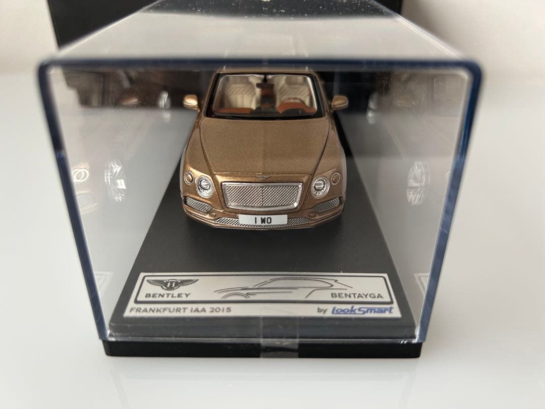 希少　ベントレー　Bentley 1/43 スケール ミニカー
