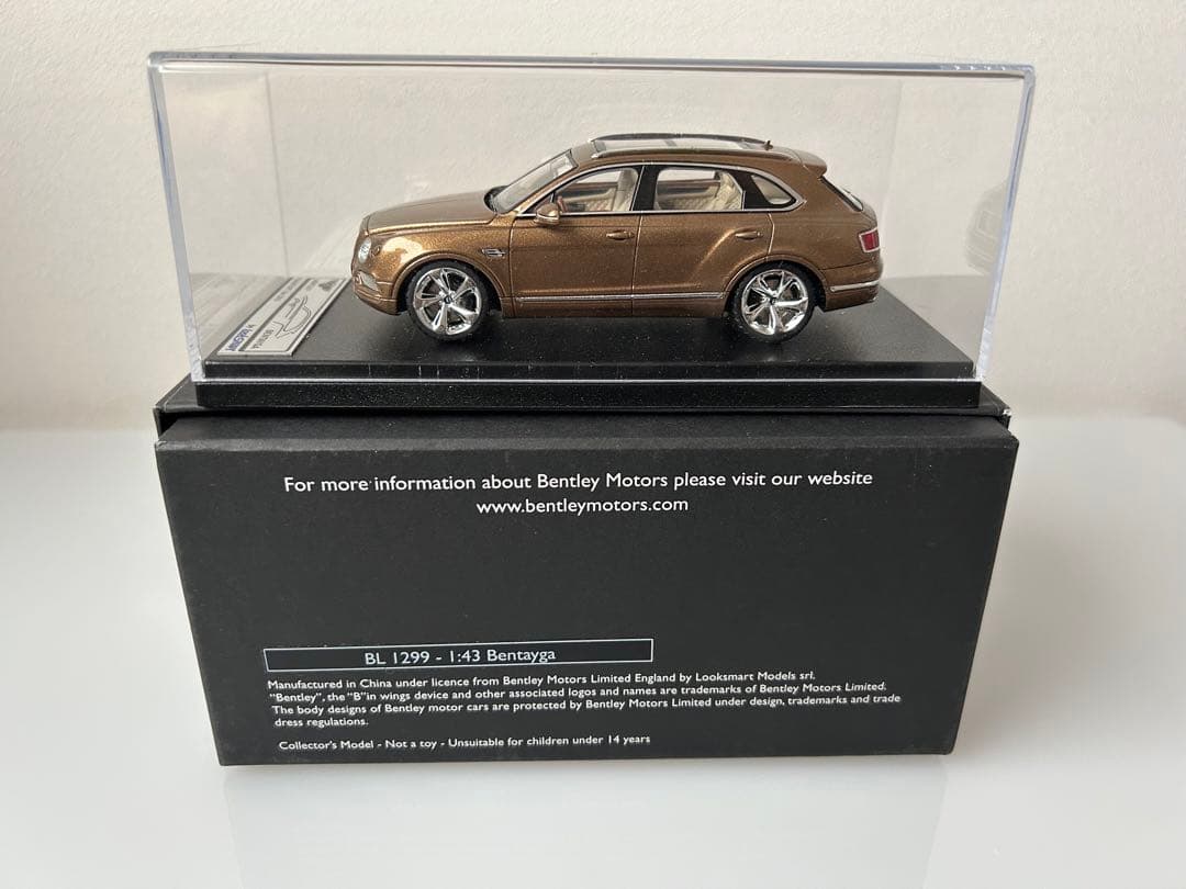 希少　ベントレー　Bentley 1/43 スケール ミニカー