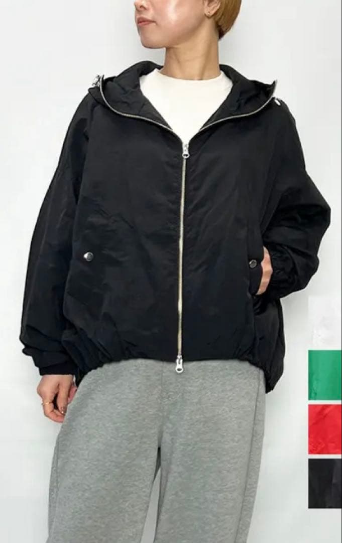 MARGAUX VINTAGE ナイロンジャケット