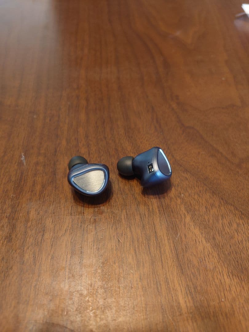 Astrotec Archimedes　中華イヤホン