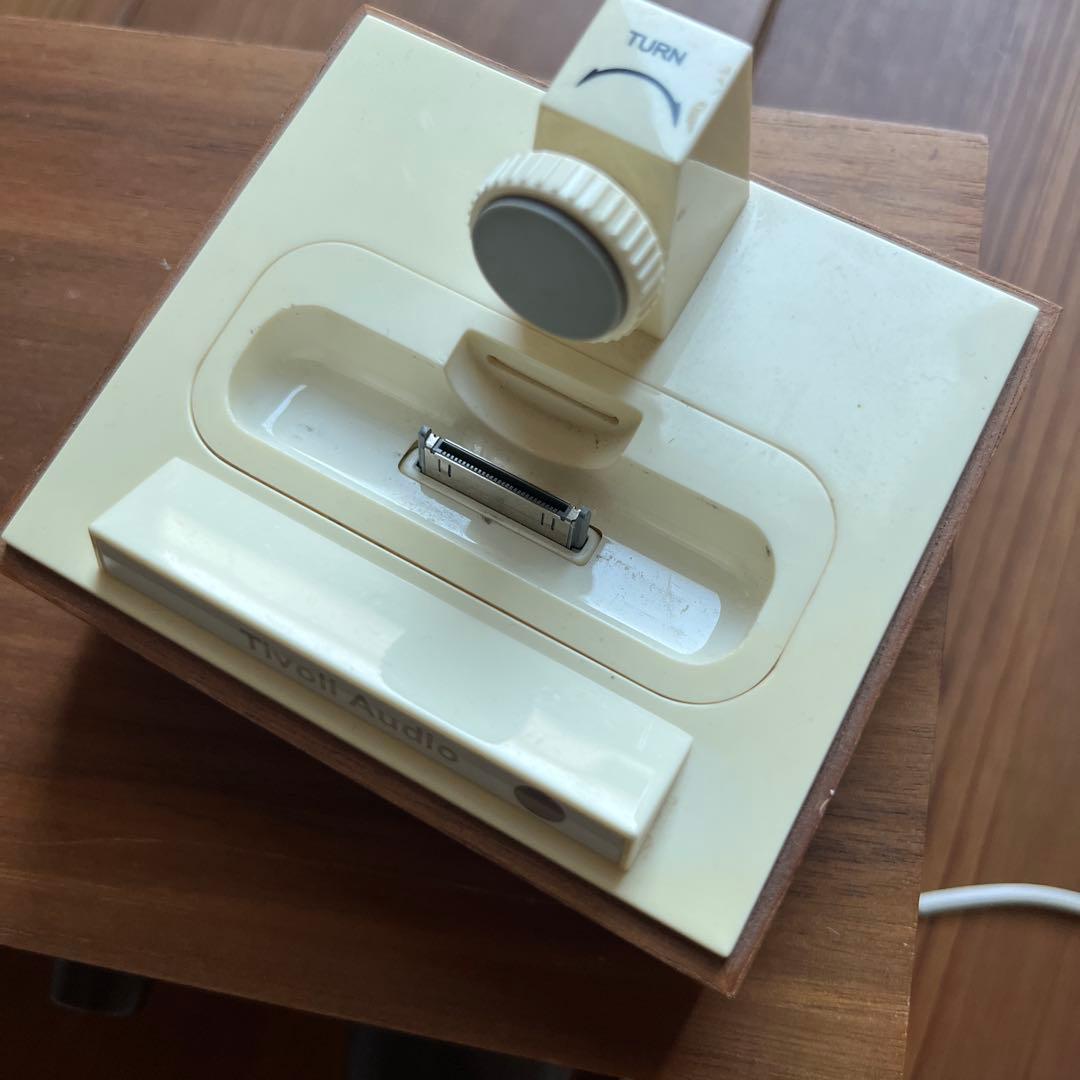 Tivoli Audio Model One ラジオ