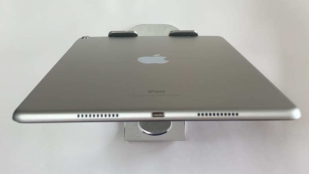 美品IPad Pro 10.5 WiFi + Cellula 64GB シルバー