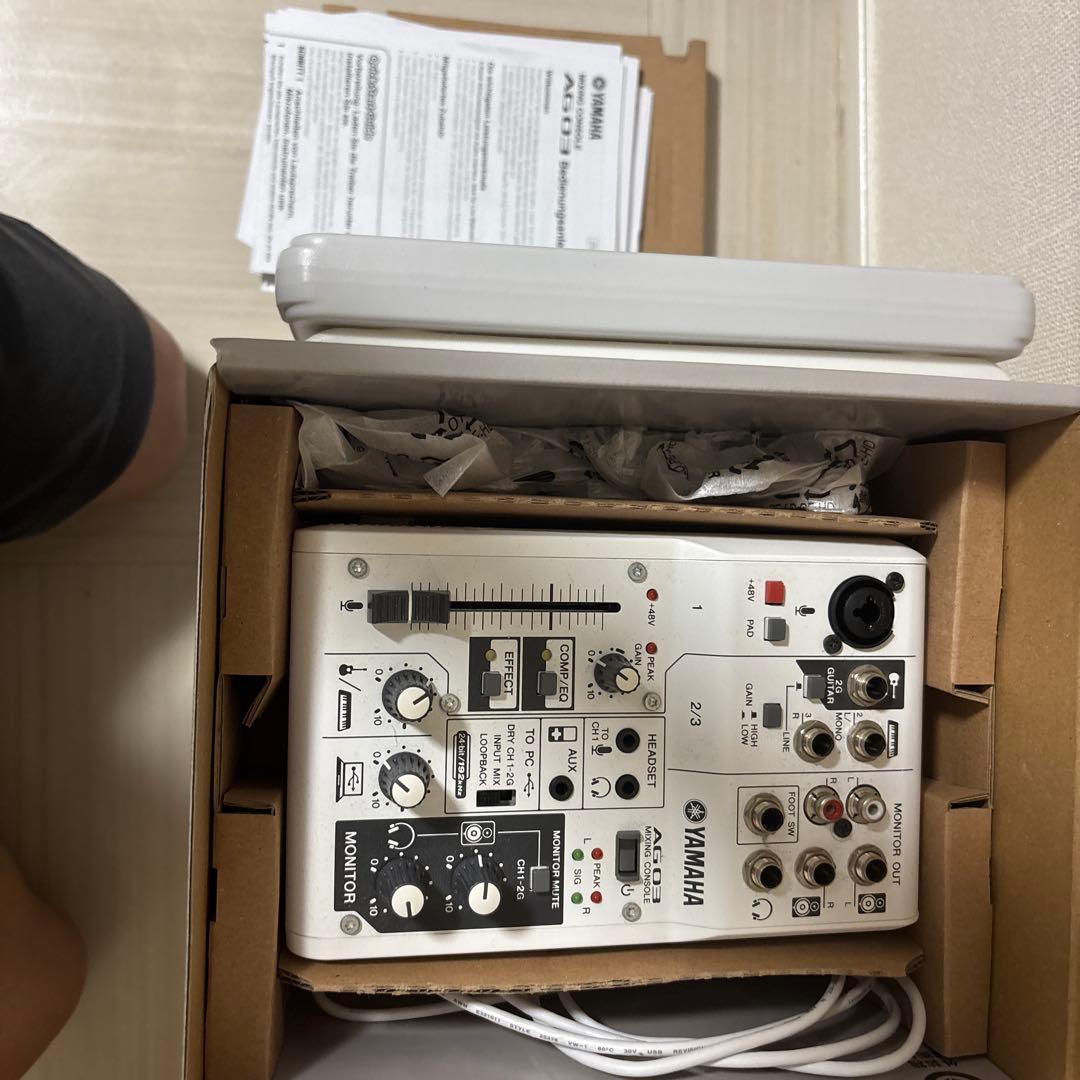 YAMAHA AG03 ミキシングコンソール　コンデンサーマイクおまけつき