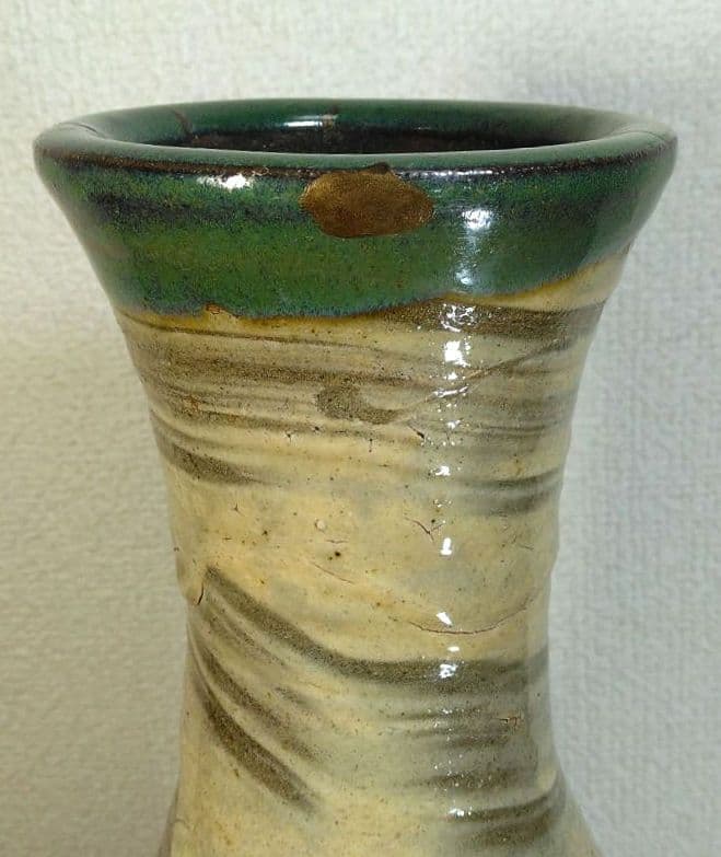 ◎忠佐伯◎人間国宝 金城次郎 海老魚紋花瓶(長大) 箱なし 直し有 壷屋焼