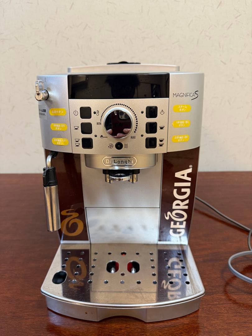 デロンギ　MAGNIFICA S コーヒー　エスプレッソマシン