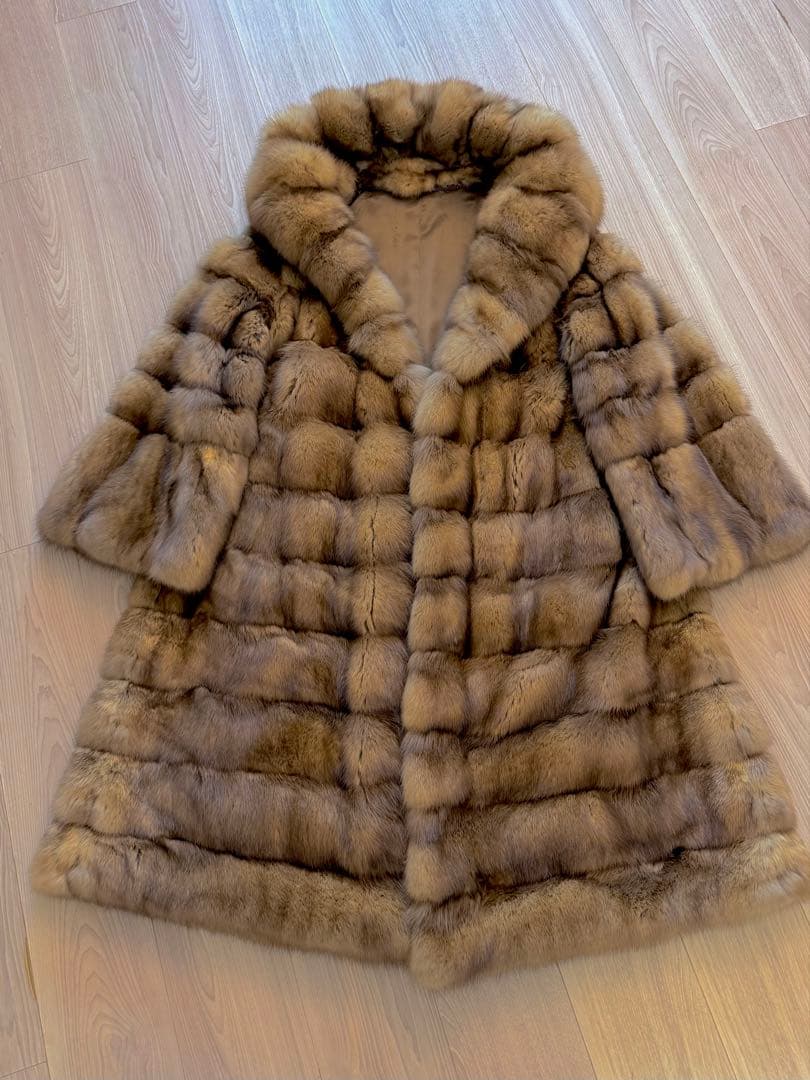 ロシアンセーブル定価1800万円 毛皮コート