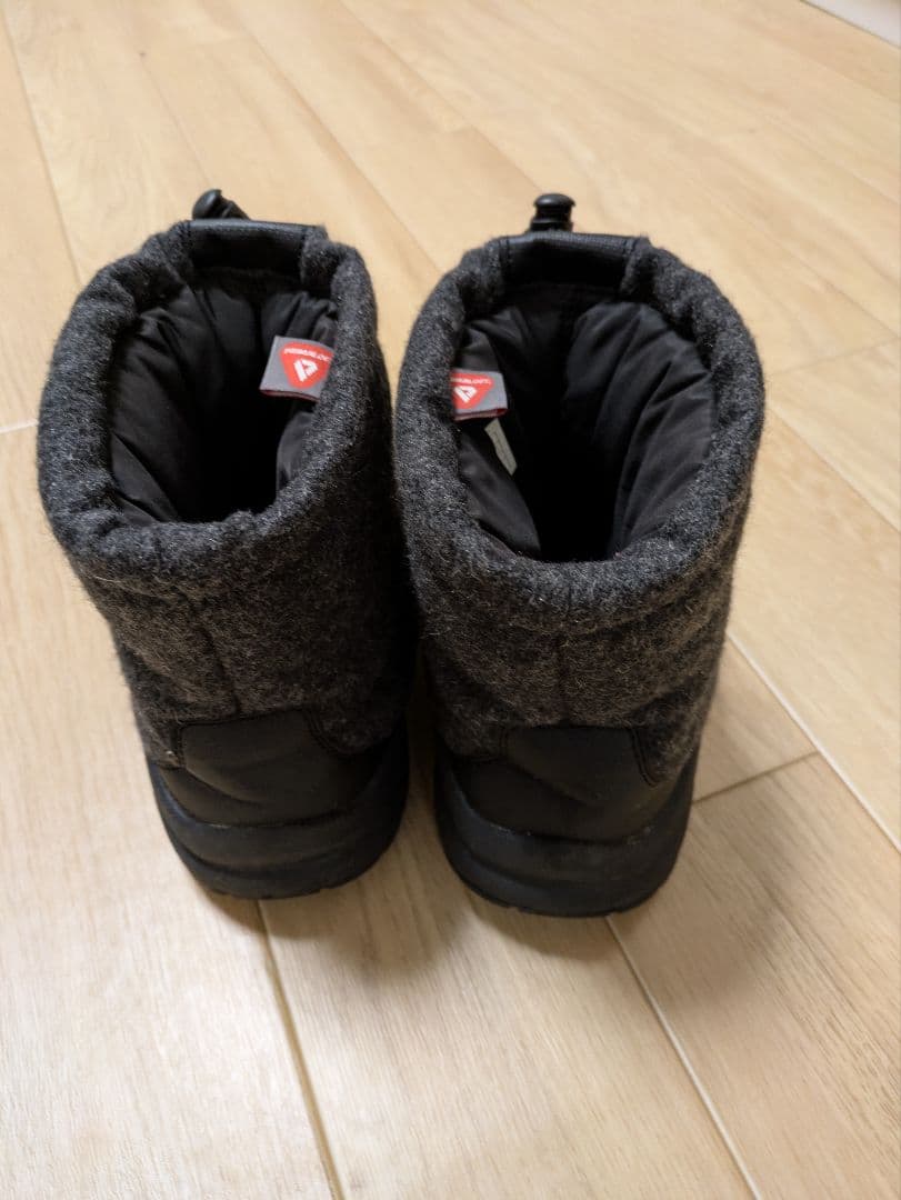 THE NORTH FACE グレーブーツ