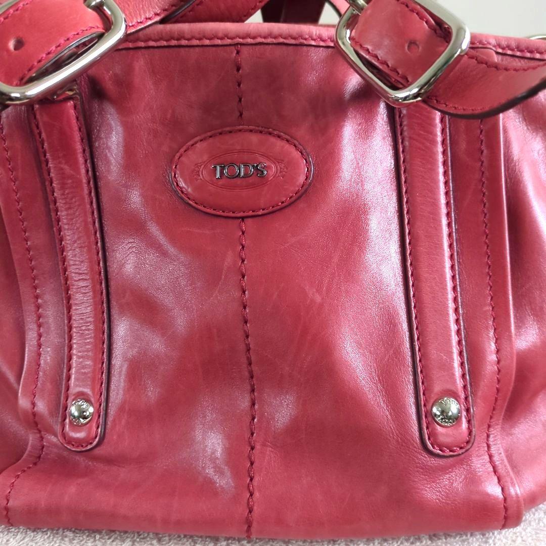 TOD's　トッズ　ピンク　バッグ　ハンドバッグ　ショルダーバッグ　本革　レザー