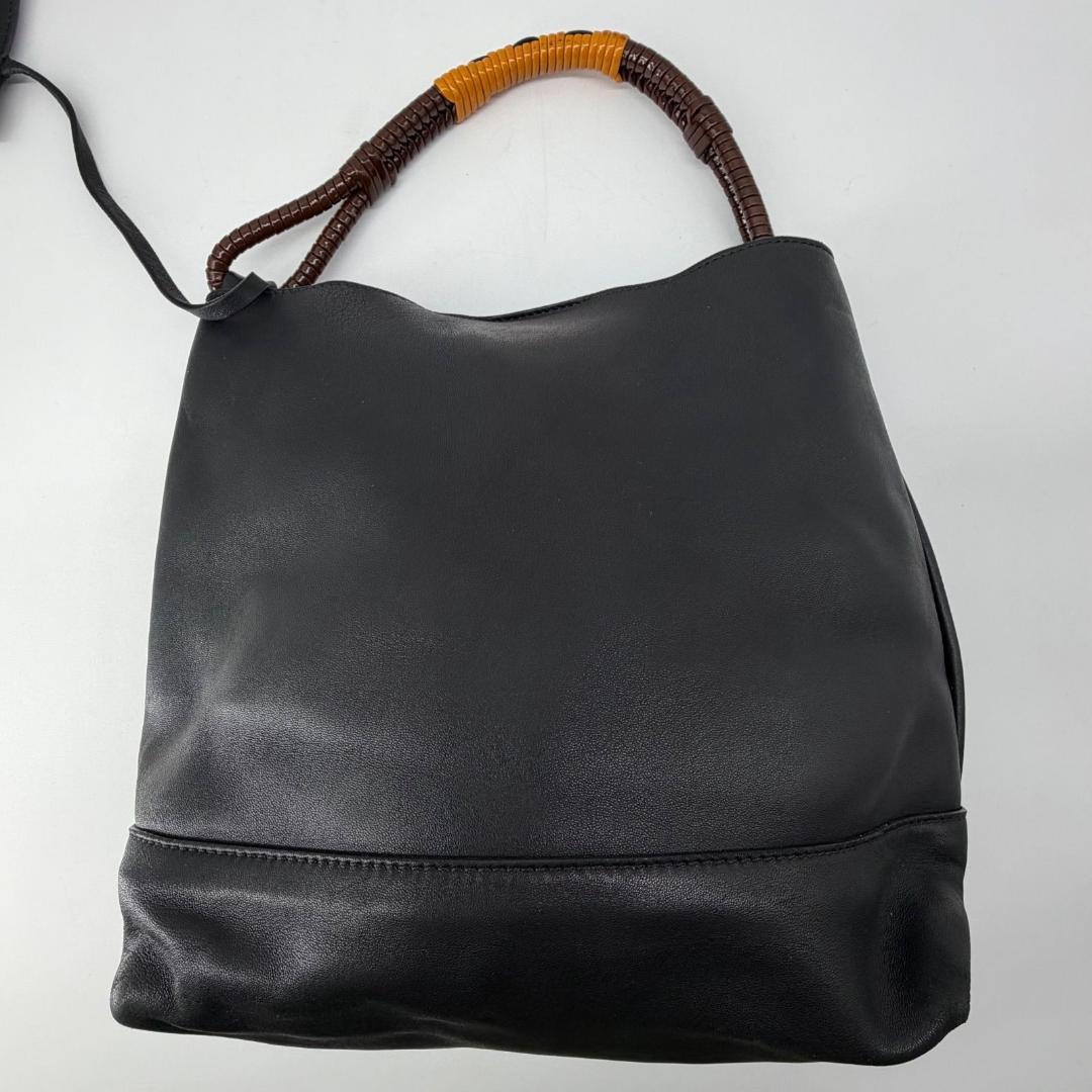 17591✨マルニ ポーチ付き レザー ハンドバッグ ブラック