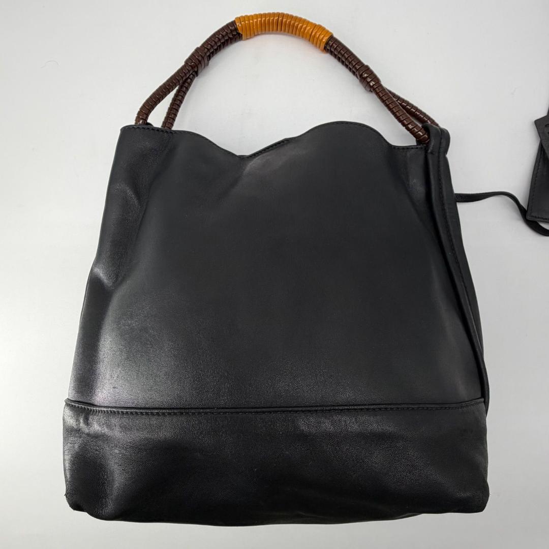 17591✨マルニ ポーチ付き レザー ハンドバッグ ブラック