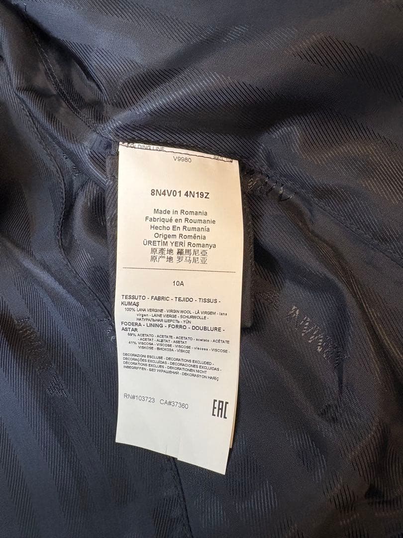 ARMANI セットアップスーツ 卒業式入学式　結婚式　10A 142 140