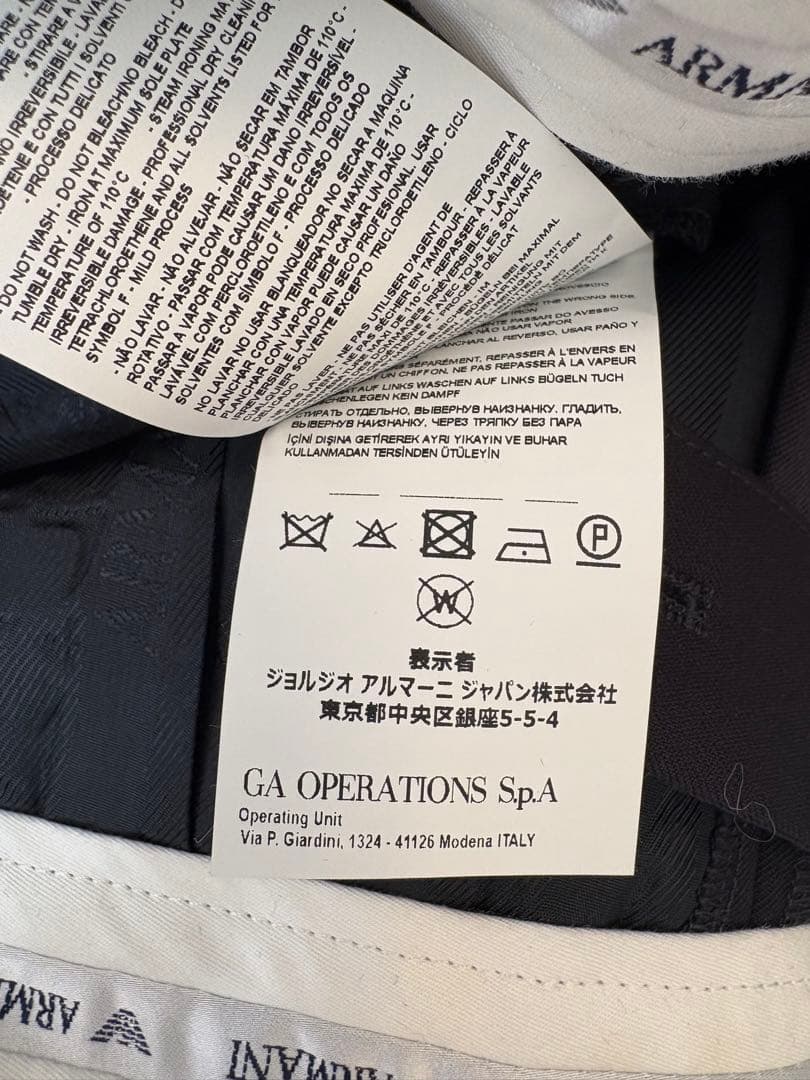 ARMANI セットアップスーツ 卒業式入学式　結婚式　10A 142 140