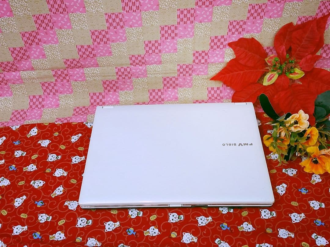 小型富士通 PC HDD大容量320GBを搭載！ホワイトノートパソコン