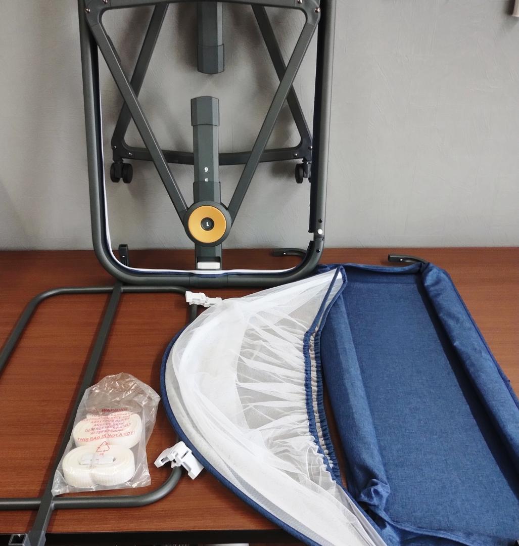 美品　Maydolly 　折りたたみ式　ベビーベッド ネイビー