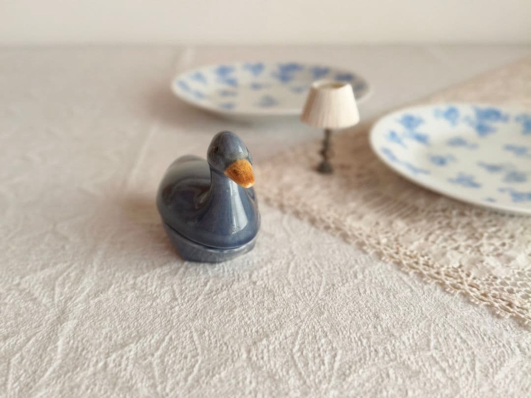 * vintage pot ୨୧ * 蒼い鳥の mini テリーヌポット