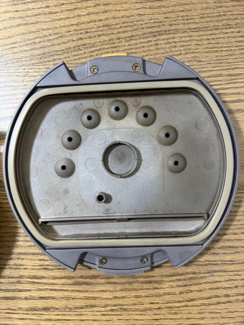 HITACHI 炊飯器 2022年製 RZ-V100DM