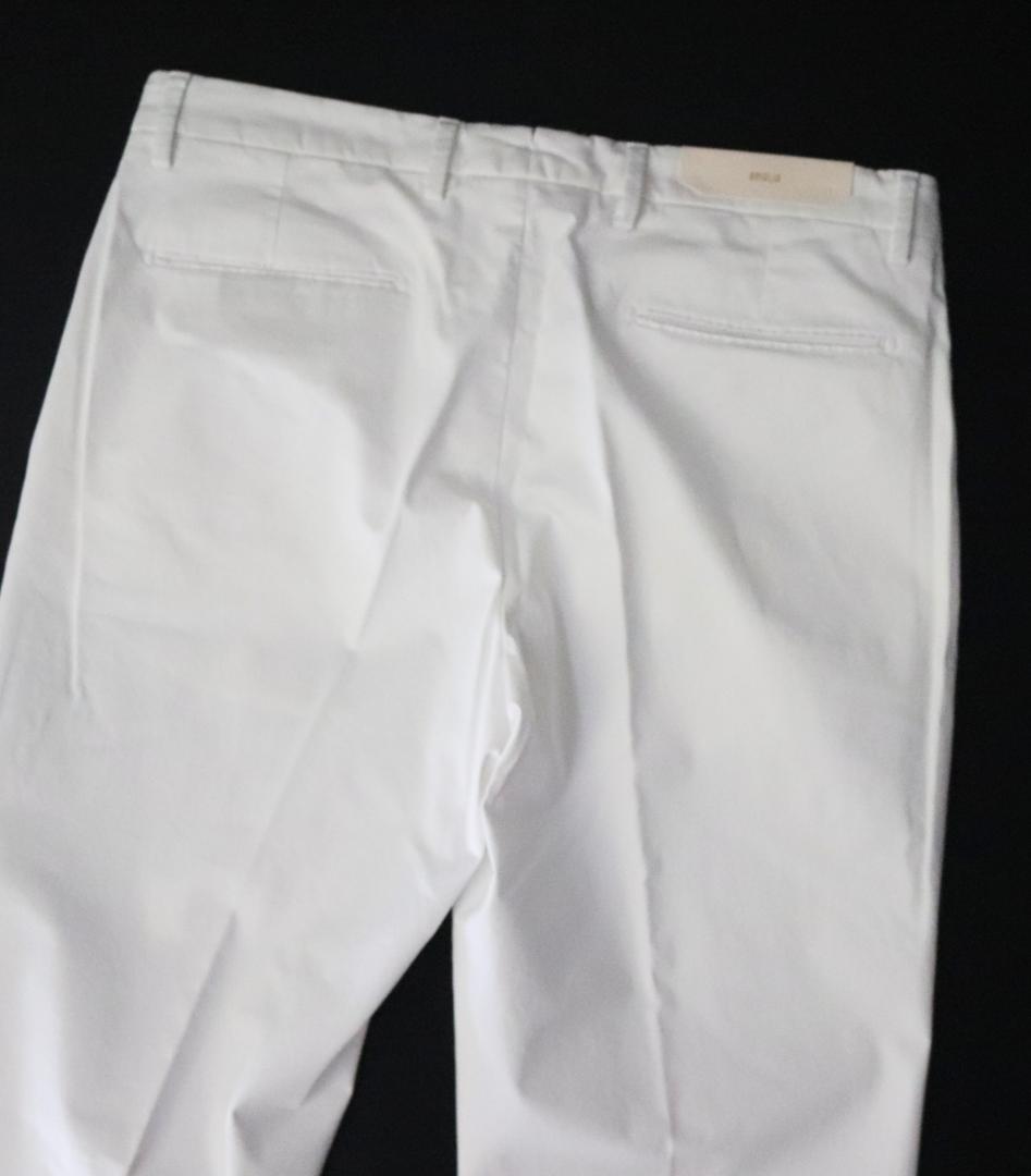 新品【ブリリア 1949】 秋冬コットンストレッチ 1プリーツパンツ 白 48