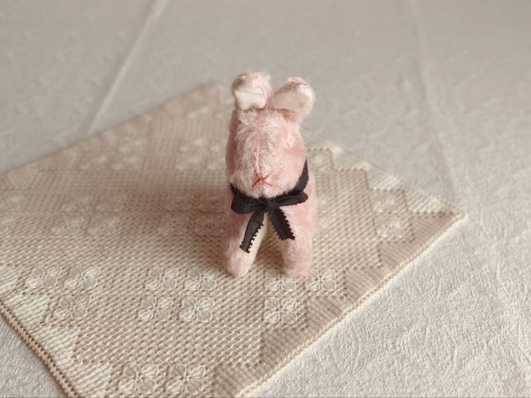 * vintage rabbit ୨୧ フォルムの可愛い ピンクの ウサちゃん