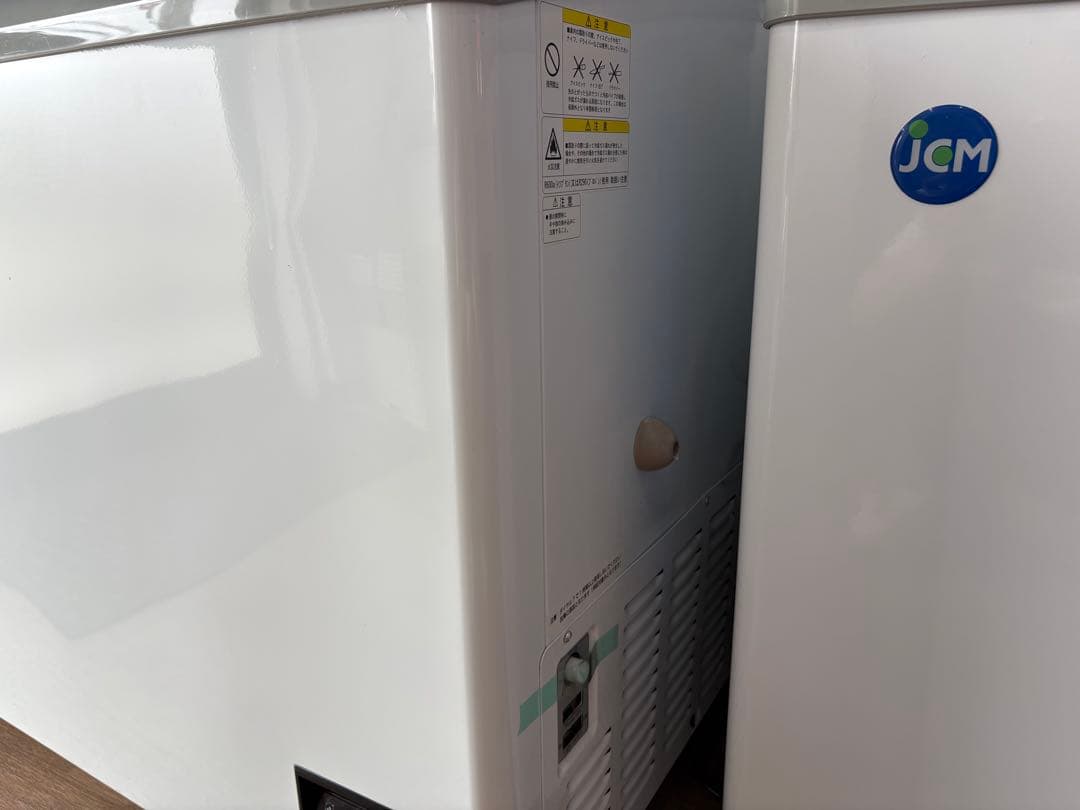 業務用大型冷凍庫　jcmcs-330L LED付き