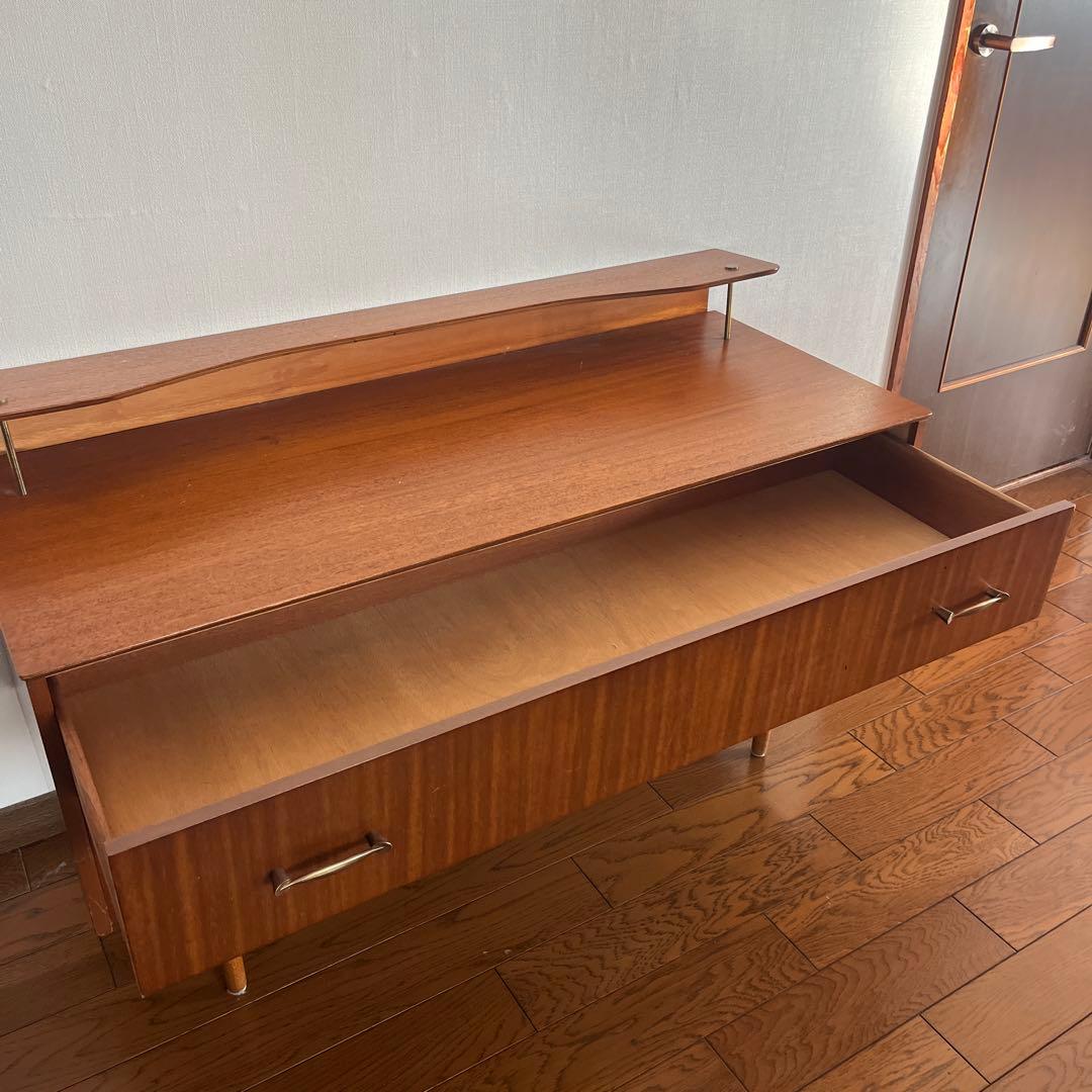 イギリス　ヴィンテージ チェスト　サイドボード