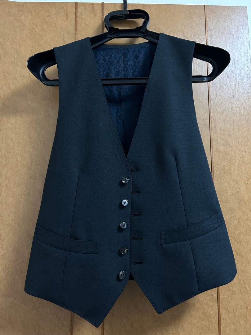 【高級GUABELLO生地　極美品】 スーツ価格15万円　3PオーダースーツA5