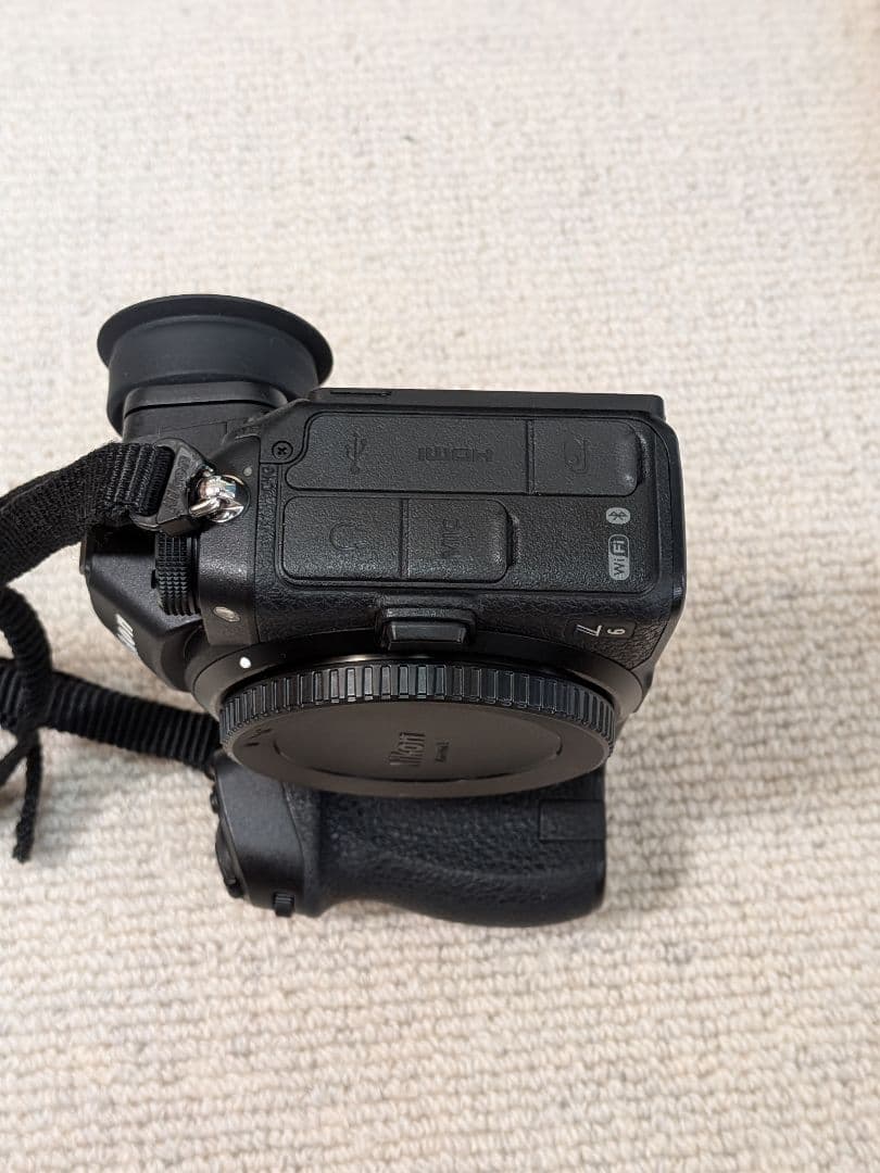 Nikon Z 6　ボディ　アクセサリー付き