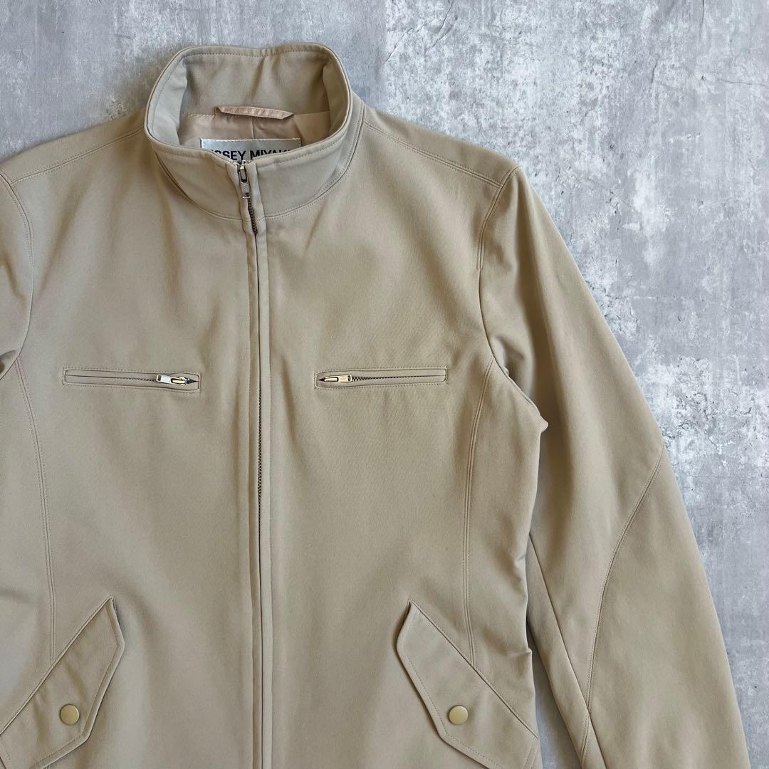 イッセイミヤケ　レーヨン混　スタンドカラージャケット　ベージュ　日本製　2サイズ