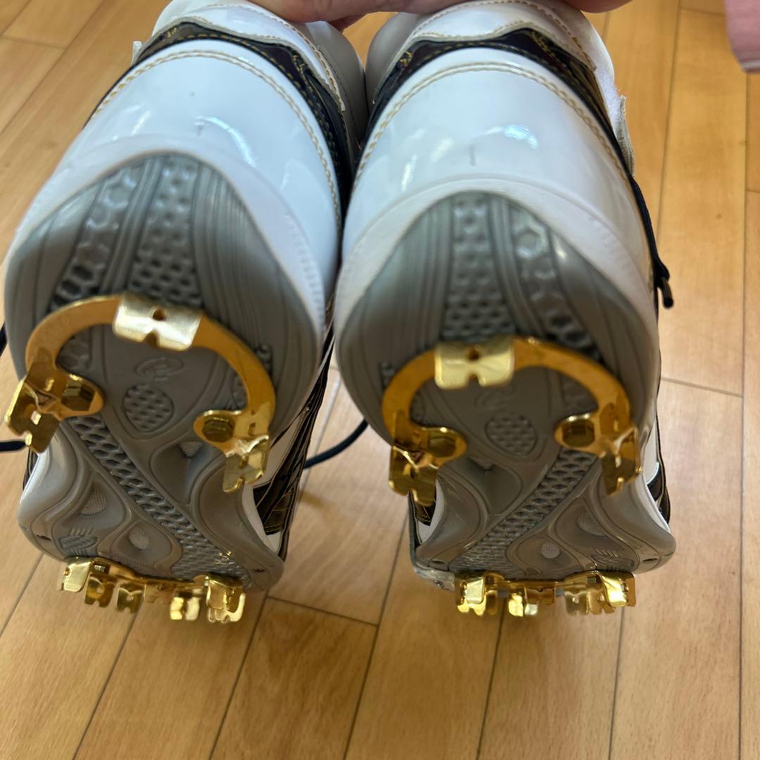 【未使用】asics野球シューズ スパイク　ホワイト/ネイビーブラック
