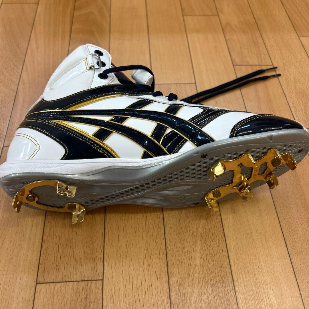 【未使用】asics野球シューズ スパイク　ホワイト/ネイビーブラック