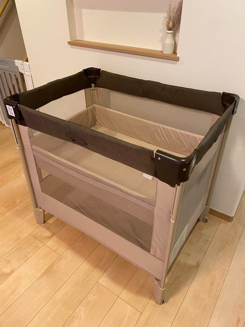 sayu様　Aprica ココネル ベビーベッド 折りたたみ ブラウン