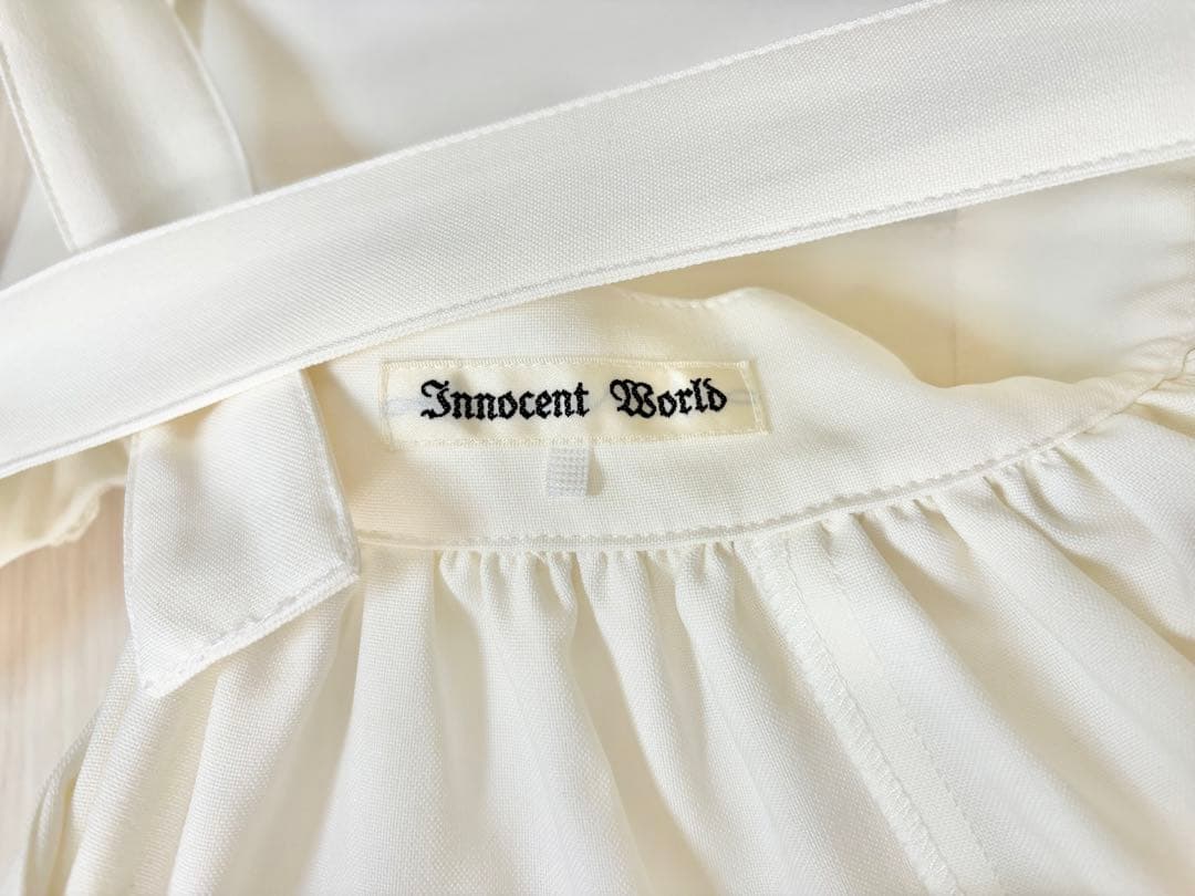 Innocent World 大人になったアリス エプロン生成り×黒　Mサイズ
