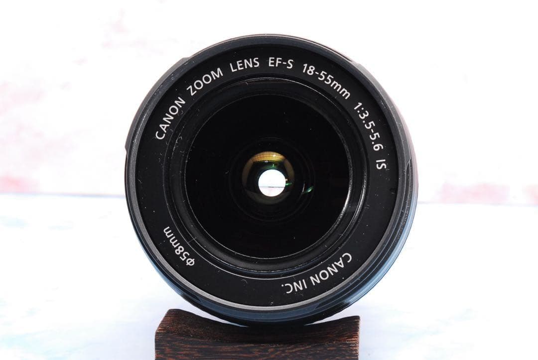 キャノン Kiss X7★バッグ＆ミニ三脚★一眼レフカメラ★軽量＆扱いやすい