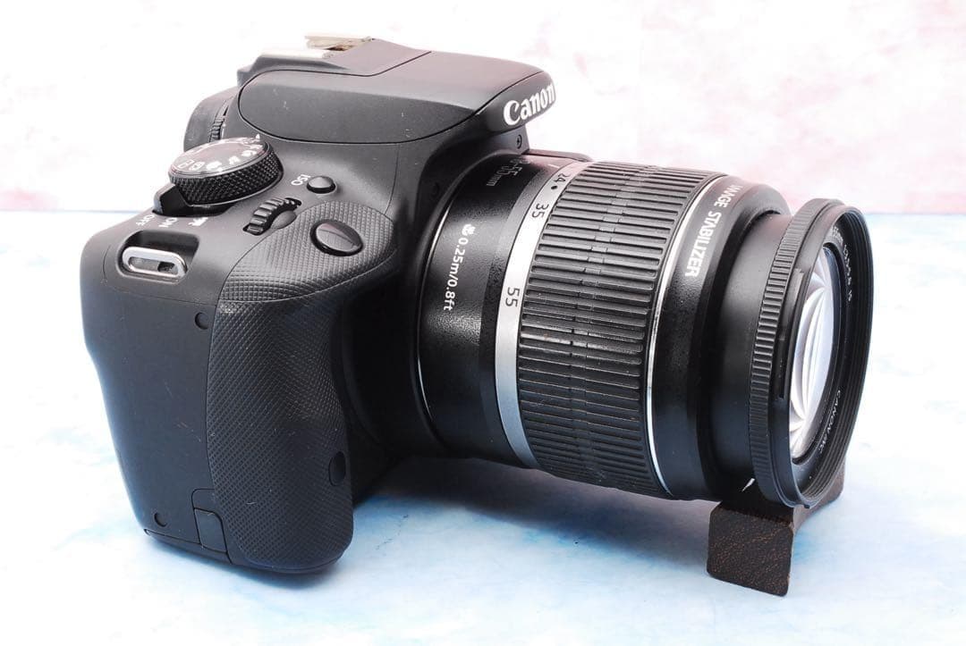 キャノン Kiss X7★バッグ＆ミニ三脚★一眼レフカメラ★軽量＆扱いやすい