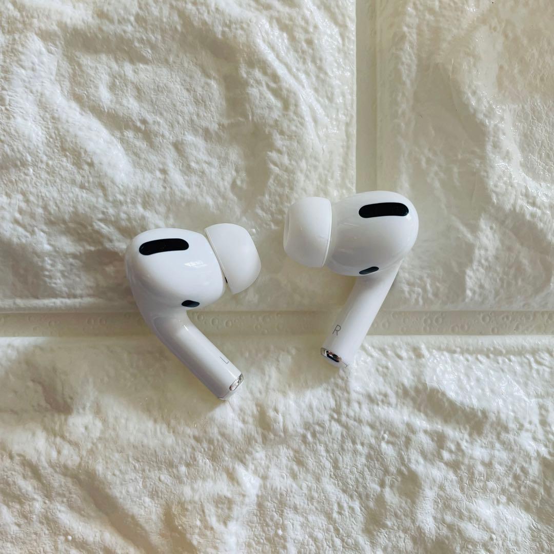【第一世代】Apple AirPods Pro ワイヤレスイヤホン