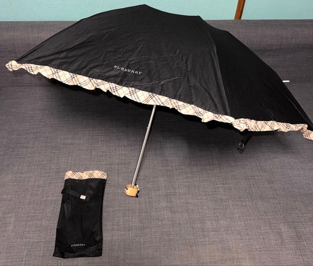 新品　BURBERRY 折りたたみ日傘 UV 晴雨兼用