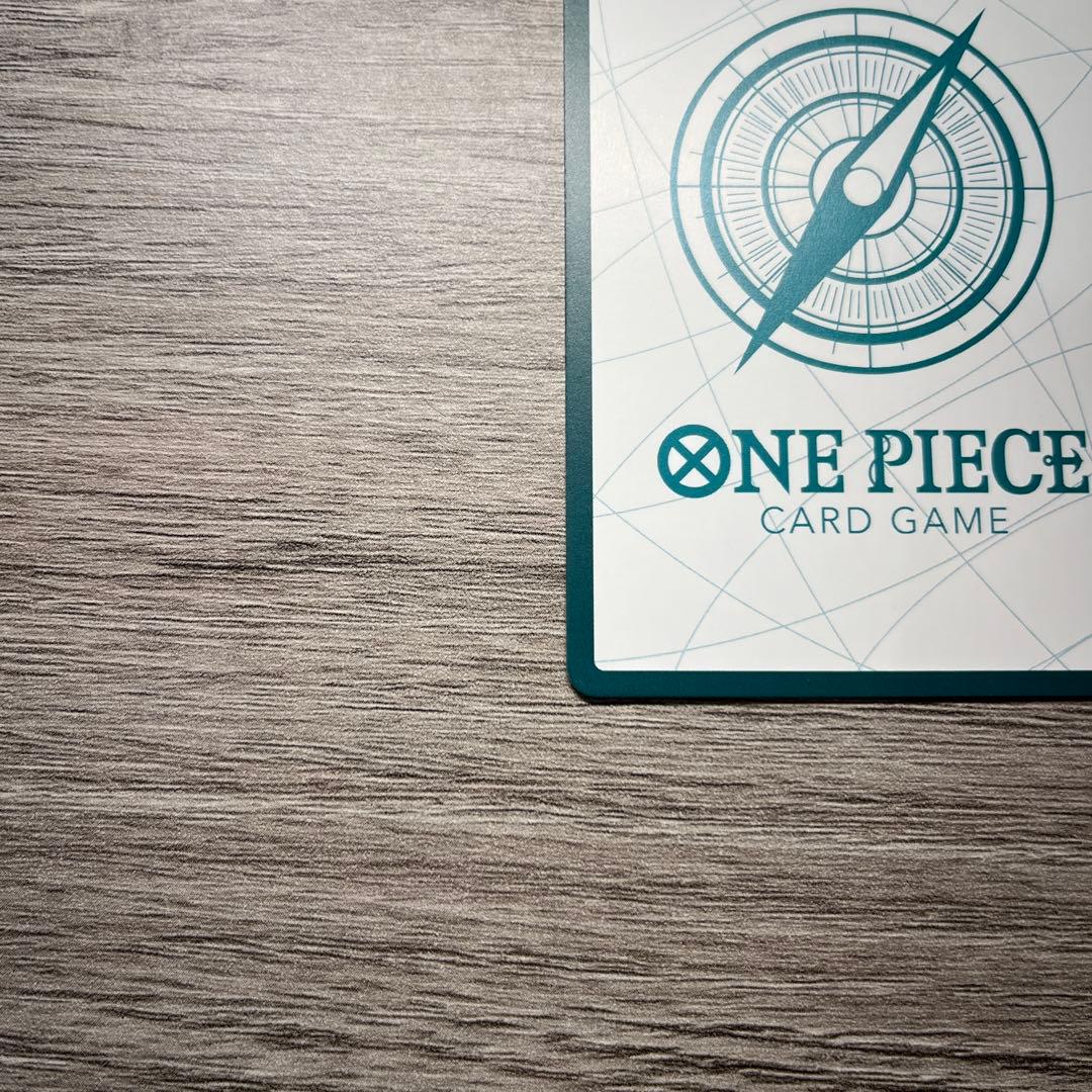 ワンピースカード　ニカ・ルフィ　金ドン　美品