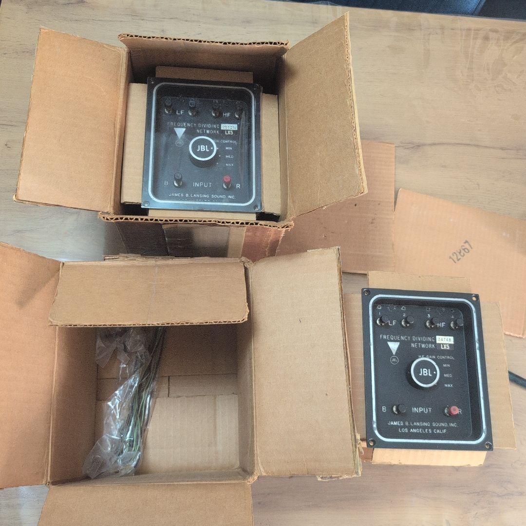 ビンテージ JBL LX5ネットワークペア 片方は未開封品です。