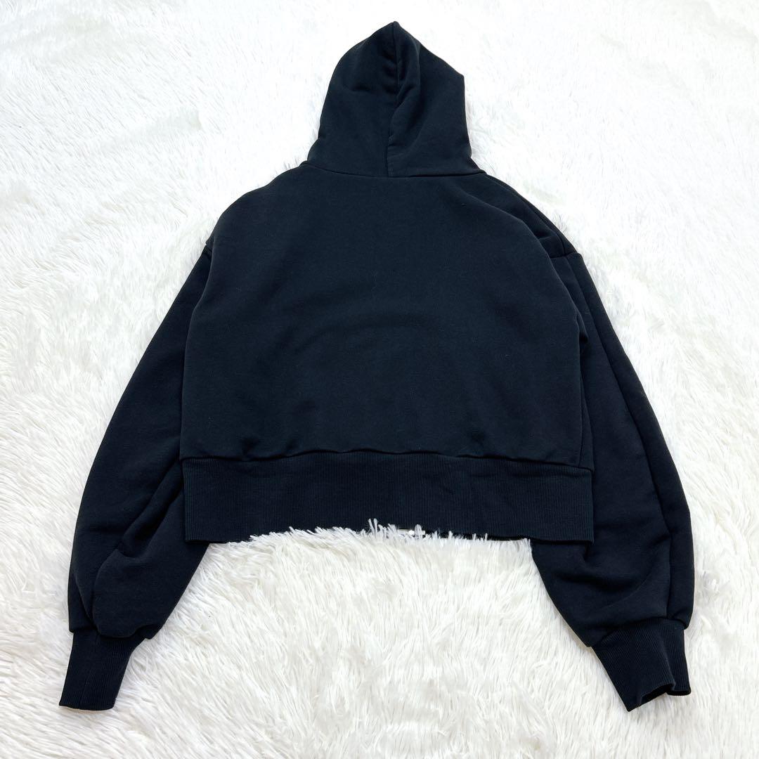 THE SHINZONE ケープリンパーカー　ジップアップパーカー　黒　短丈