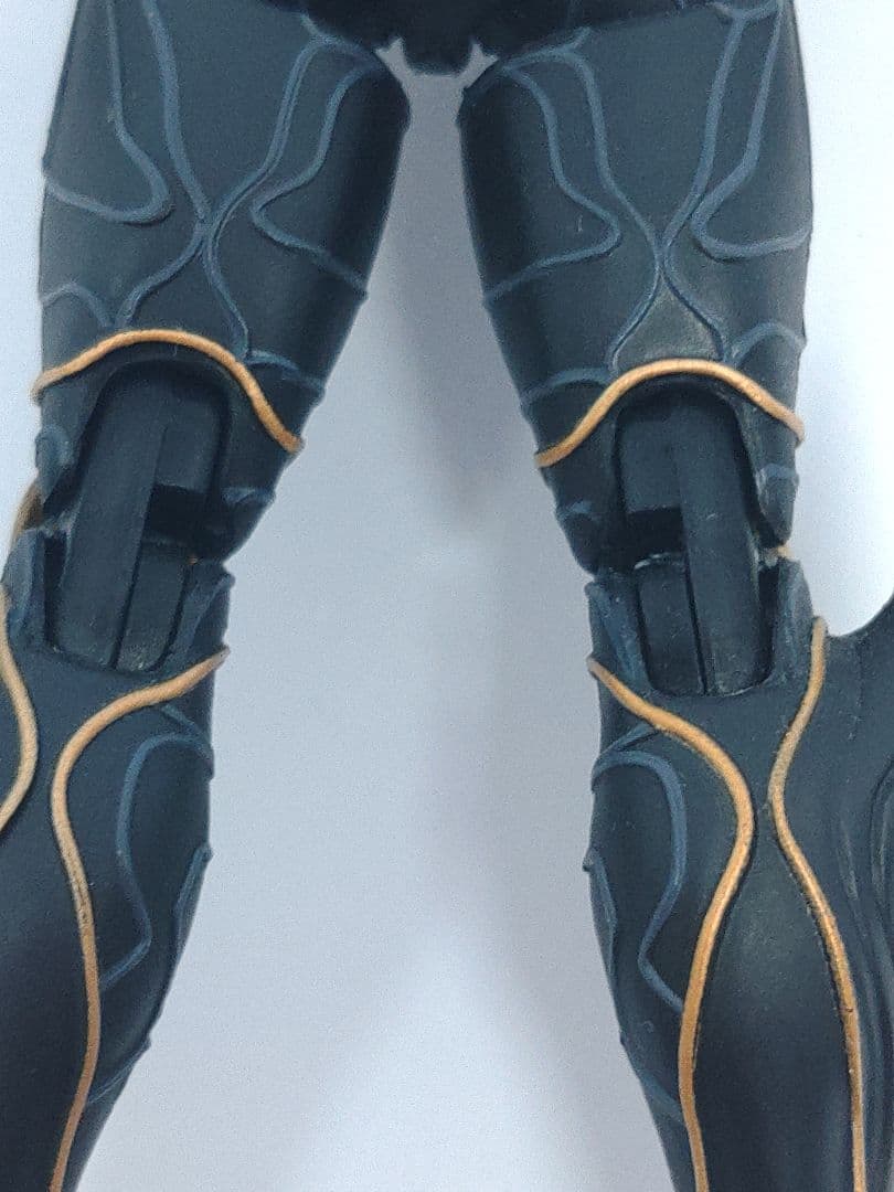 真骨彫　SHFiguarts 仮面ライダークウガ　アルティメットフォーム