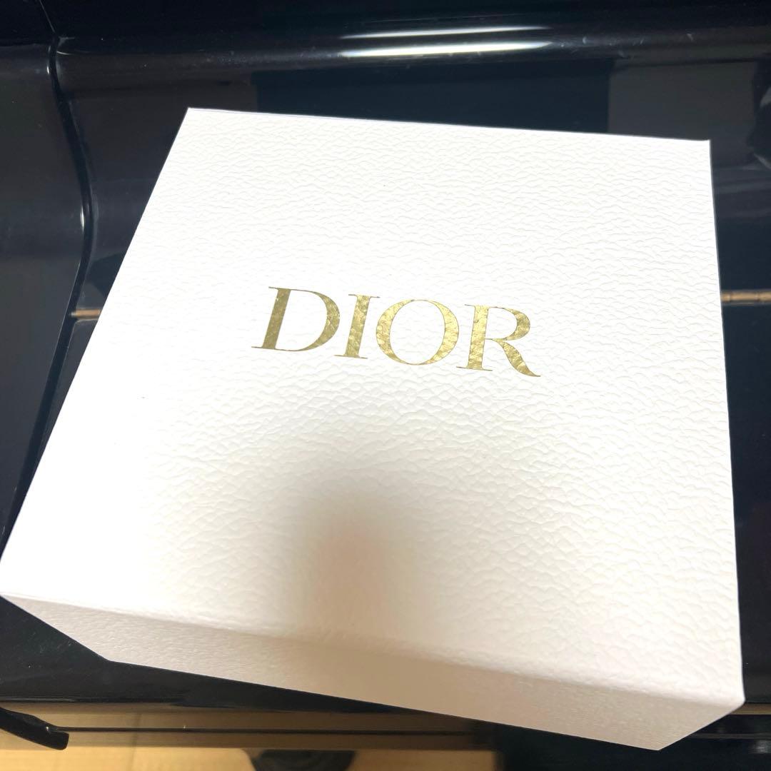 ディオール カプチュール トータル ディスカバリーキット 未開封 トライアル付