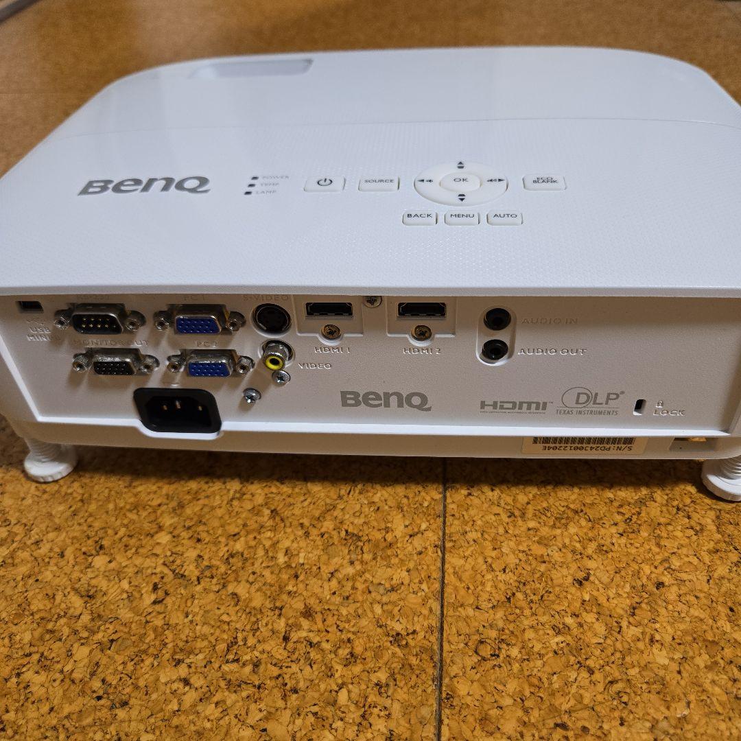 BenQ MH534プロジェクター本体 ホワイト