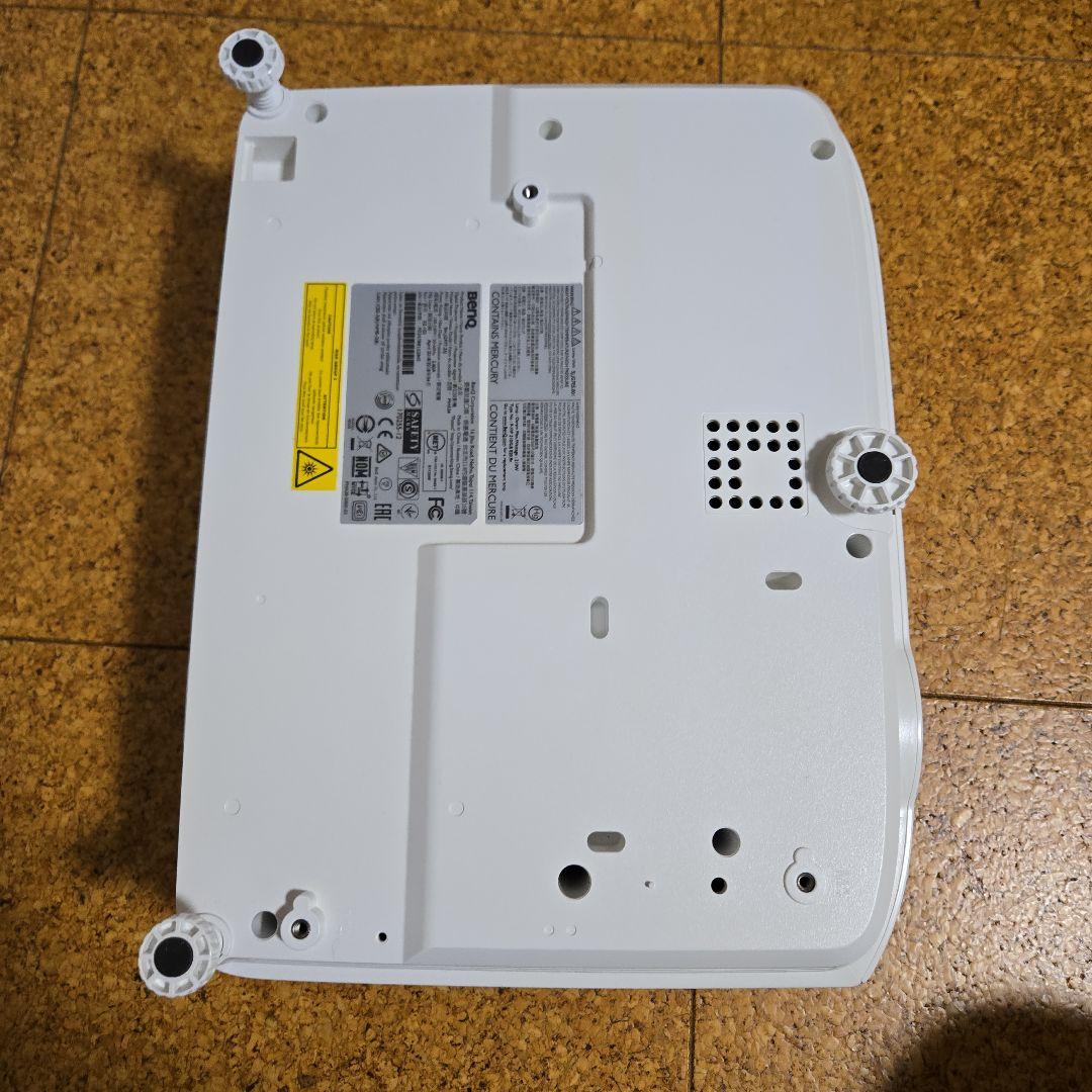 BenQ MH534プロジェクター本体 ホワイト