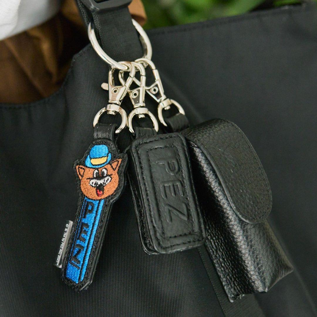 ear PAPILLONNER PEZ×ear 本革リップケースチャーム 新品