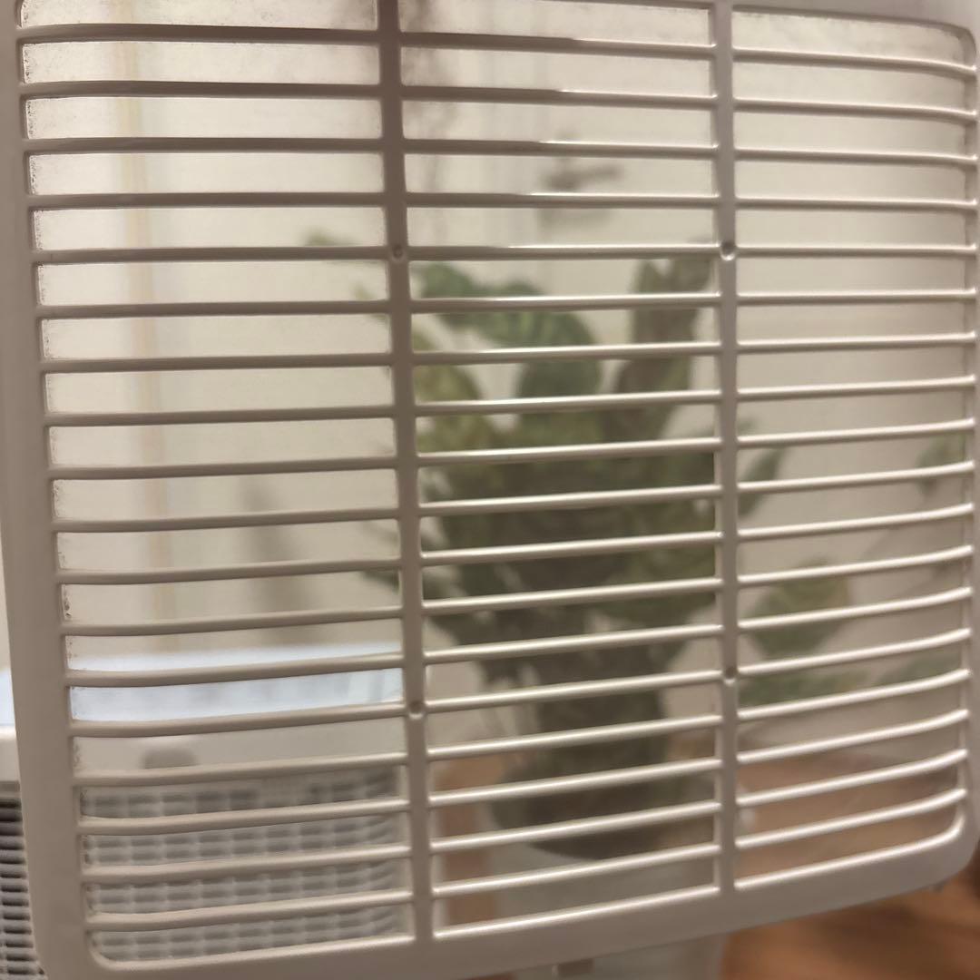 【美品】SHARP プラズマクラスター　除湿機 CV-H71-W 2018年製