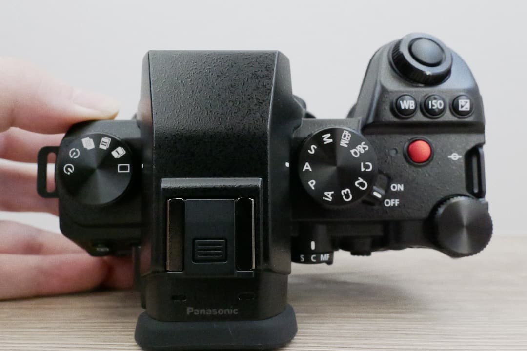 期間限定値引き中　パナソニック LUMIX DC-S5M2